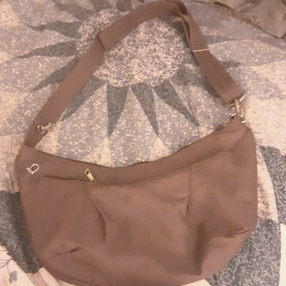 Travelon purse